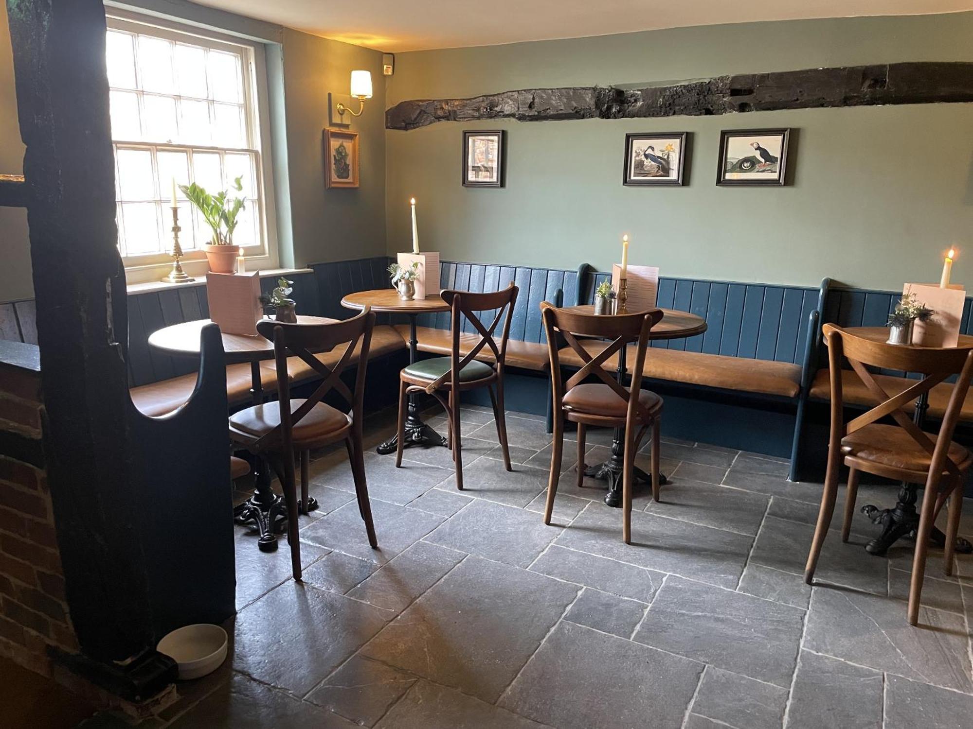 The Plume Of Feathers 3*