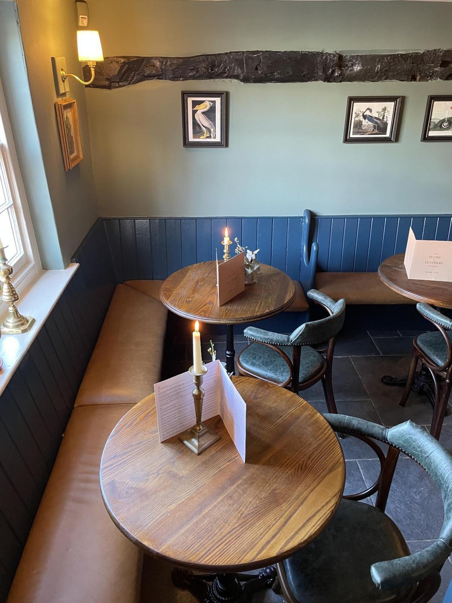 The Plume Of Feathers 3*